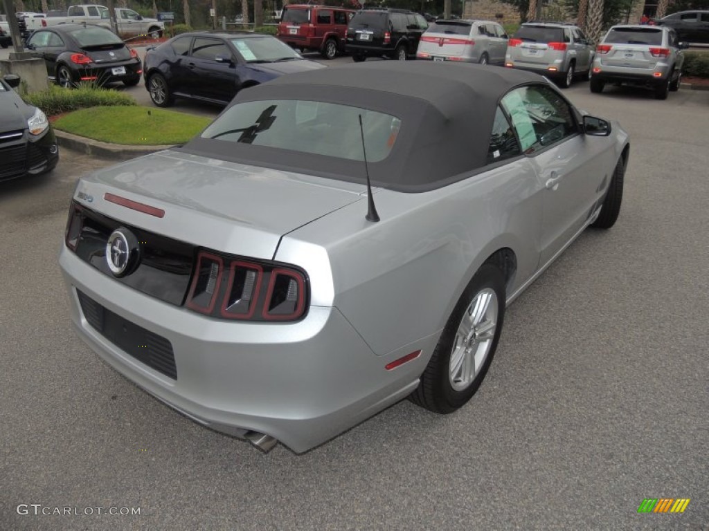 2013 Mustang V6 Convertible - Ingot Silver Metallic / Charcoal Black photo #11