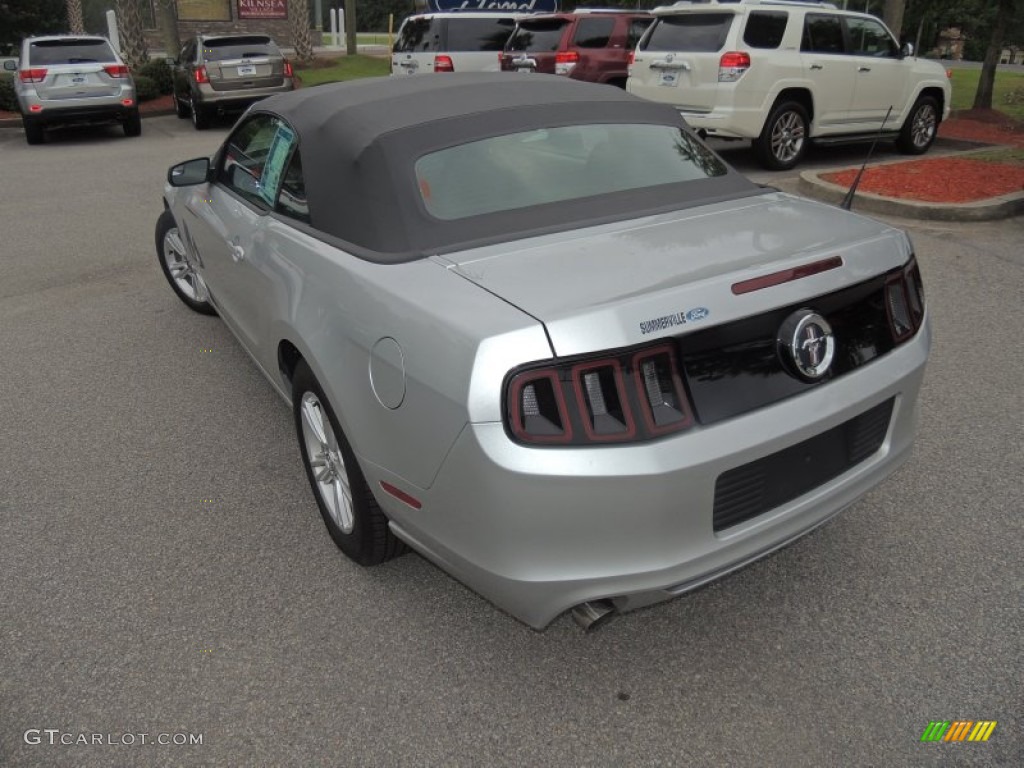 2013 Mustang V6 Convertible - Ingot Silver Metallic / Charcoal Black photo #13