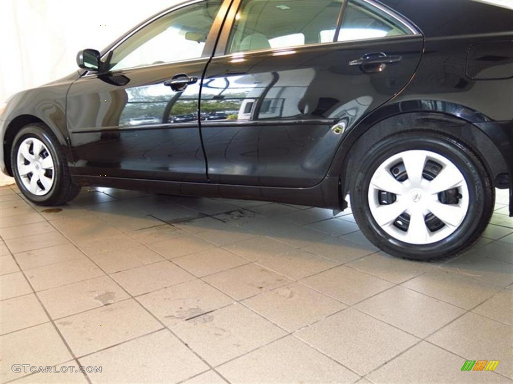 2007 Camry CE - Black / Bisque photo #9