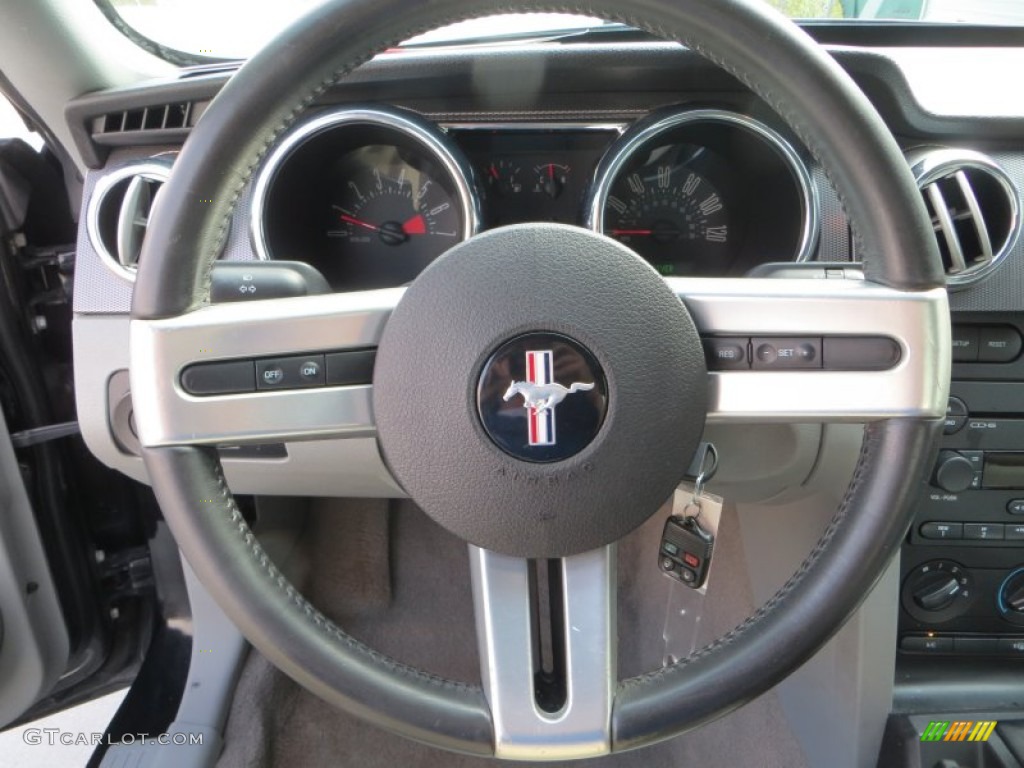 2007 Mustang V6 Premium Coupe - Black / Light Graphite photo #37