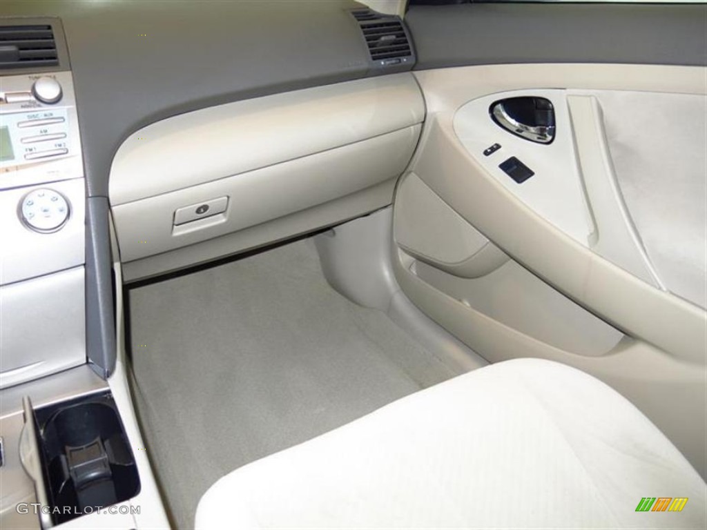 2007 Camry CE - Black / Bisque photo #13