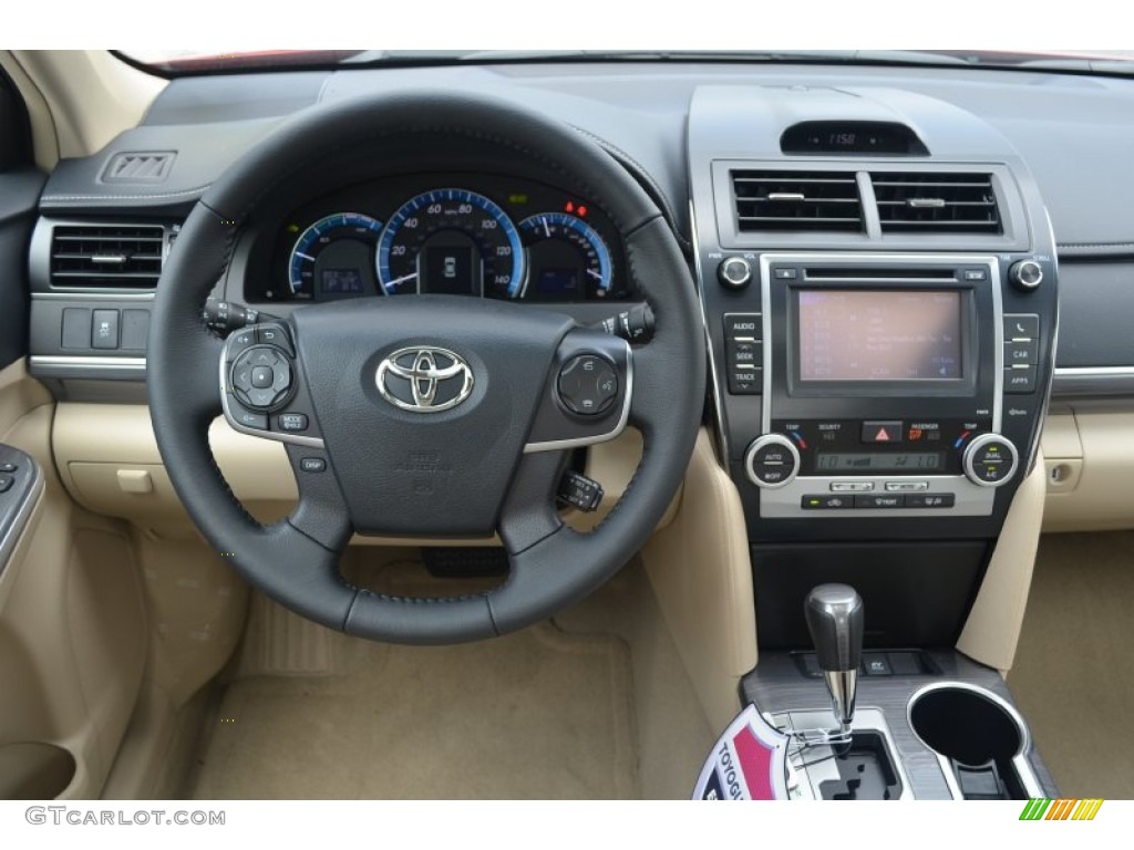 2013 Camry Hybrid XLE - Barcelona Red Metallic / Ivory photo #10