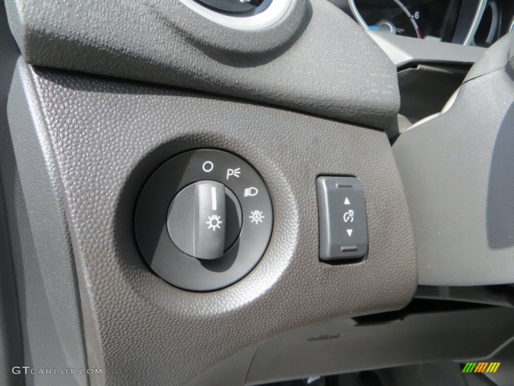 2014 Fiesta SE Hatchback - Storm Gray / Charcoal Black photo #33