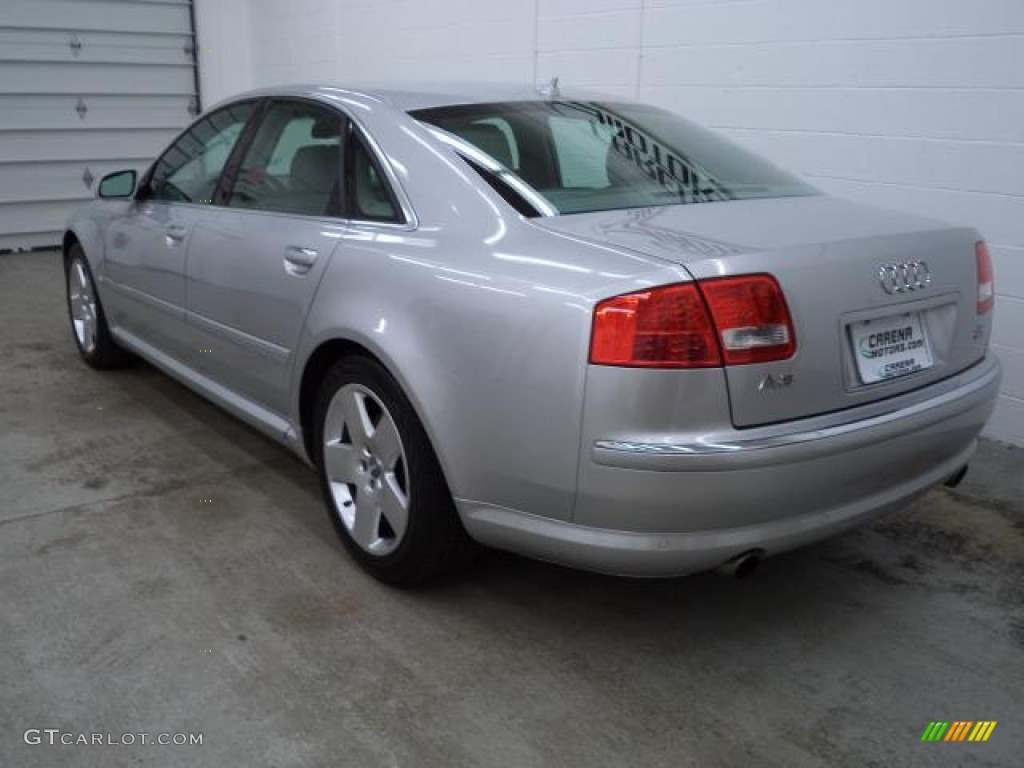 2007 A8 4.2 quattro - Light Silver Metallic / Platinum photo #9