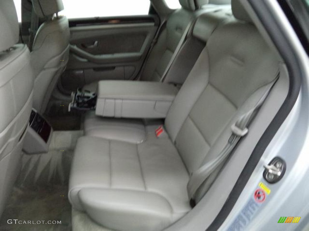 2007 A8 4.2 quattro - Light Silver Metallic / Platinum photo #37