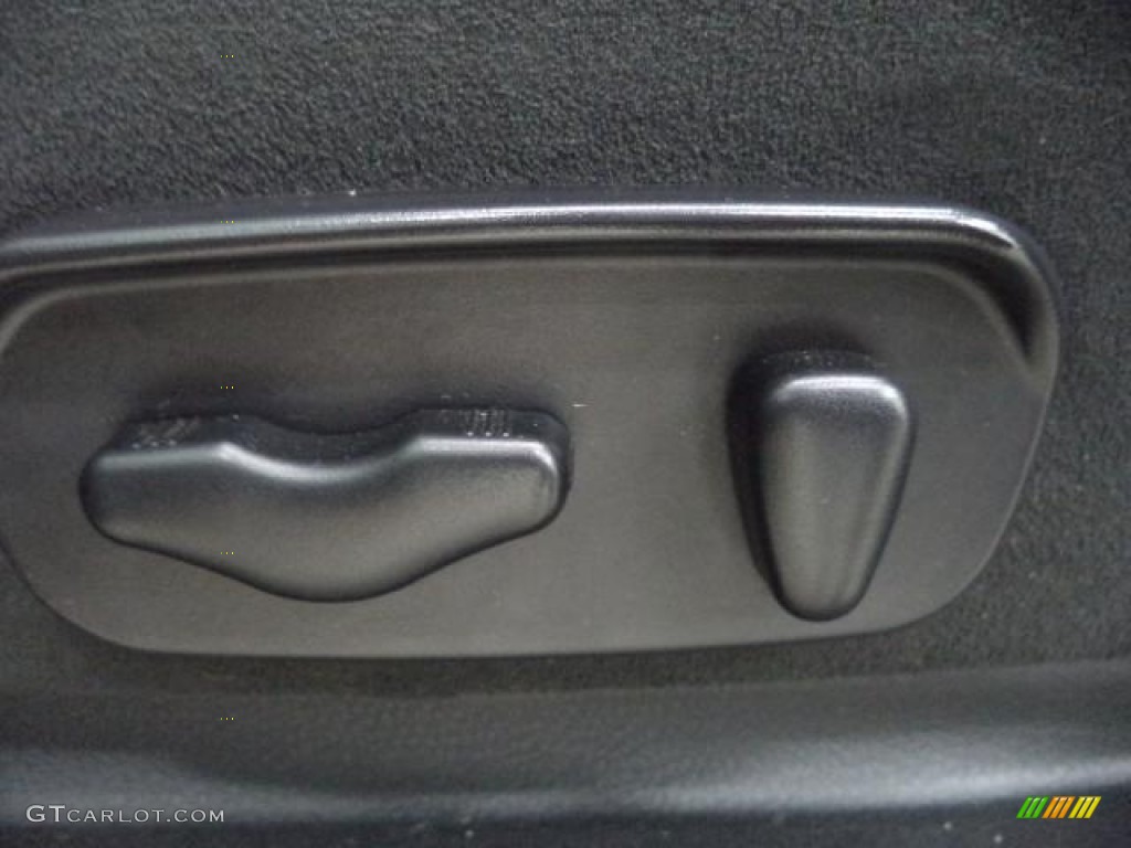 2009 Armada SE 4WD - Smoke Metallic / Charcoal photo #26