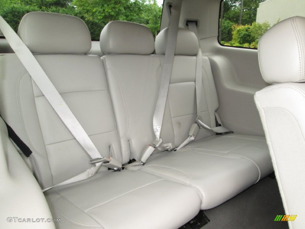 2008 Aspen Limited 4WD - Light Sandstone Metallic / Light Graystone photo #20