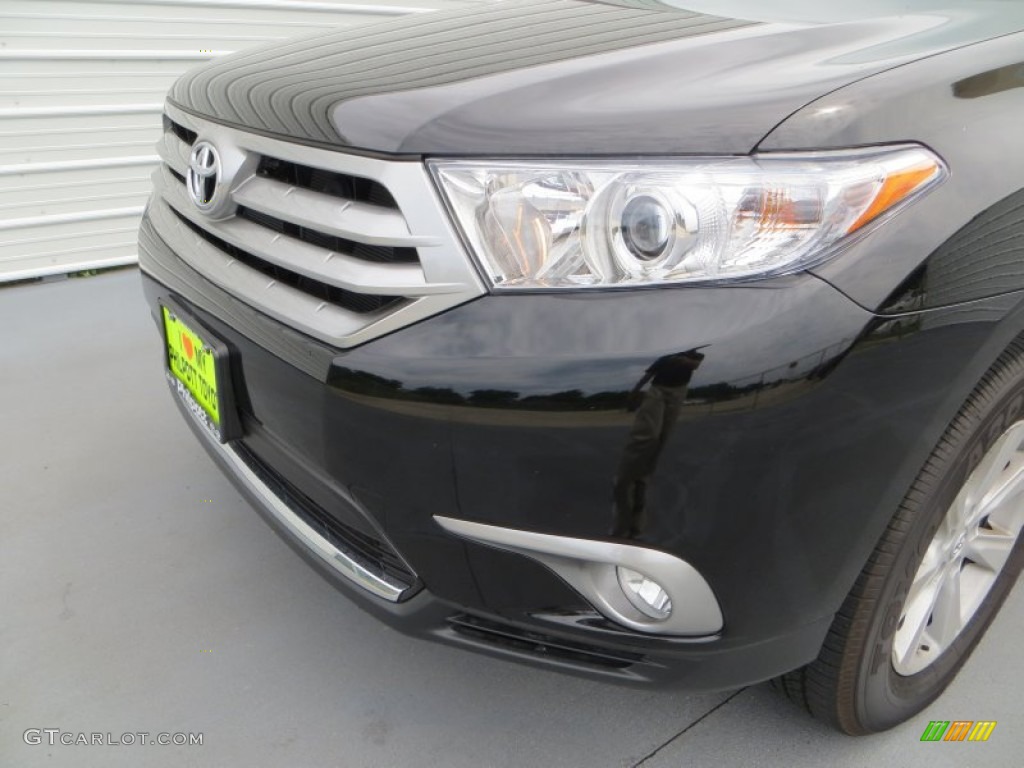 2013 Highlander SE - Black / Black photo #10