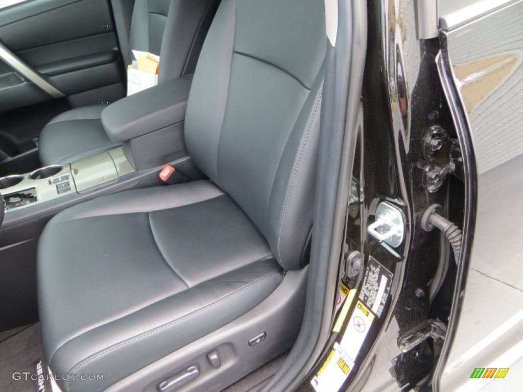 2013 Highlander SE - Black / Black photo #25