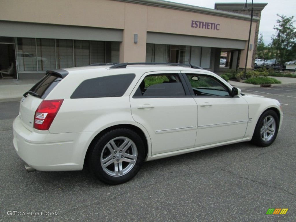 2005 Magnum R/T - Cool Vanilla White / Dark Slate Gray/Light Graystone photo #8