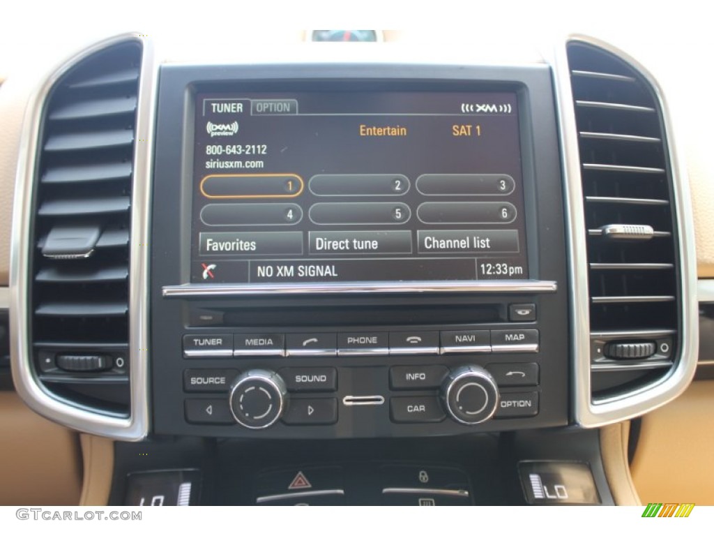 2013 Porsche Cayenne S Controls Photo #83849583