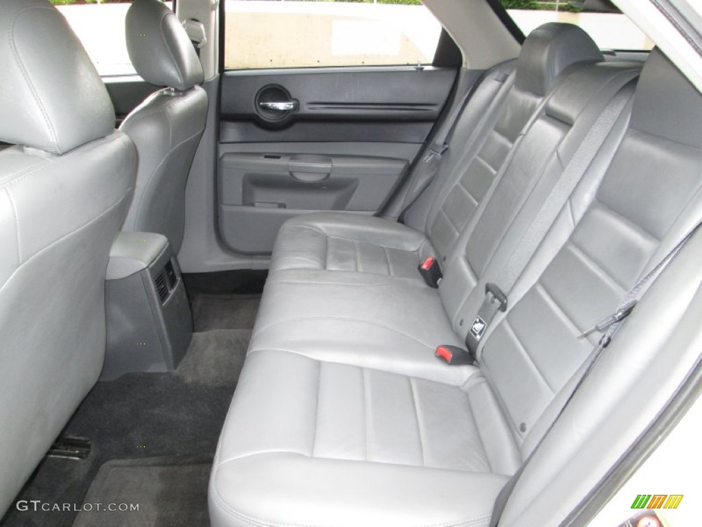 2005 Magnum R/T - Cool Vanilla White / Dark Slate Gray/Light Graystone photo #17