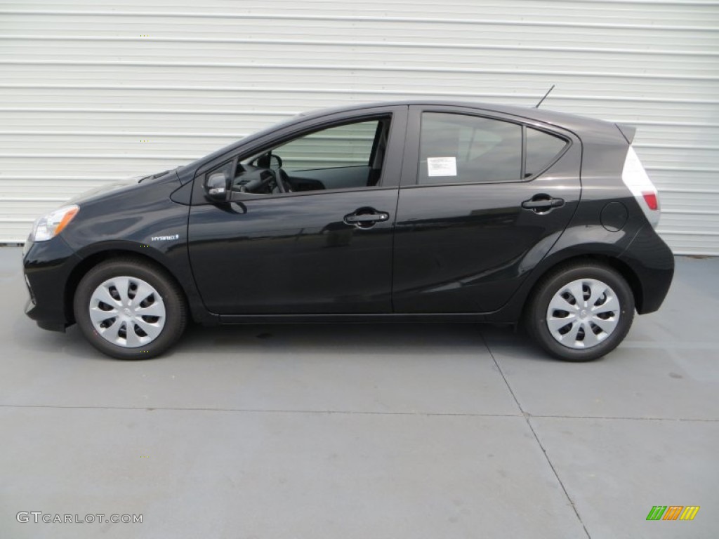 Black Sand Pearl 2013 Toyota Prius c Hybrid One Exterior Photo #83850336