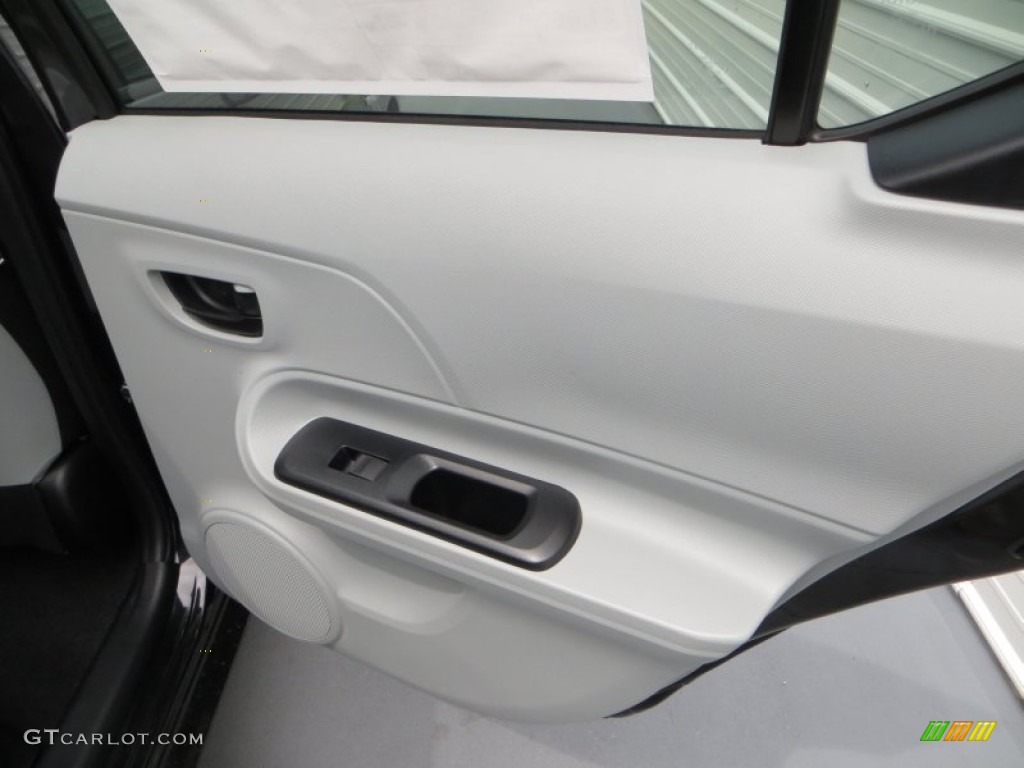 2013 Toyota Prius c Hybrid One Gray Door Panel Photo #83850606