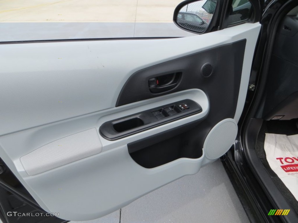 2013 Toyota Prius c Hybrid One Gray Door Panel Photo #83850678