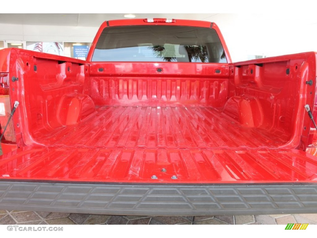 2007 Silverado 1500 LS Crew Cab - Victory Red / Dark Titanium Gray photo #39