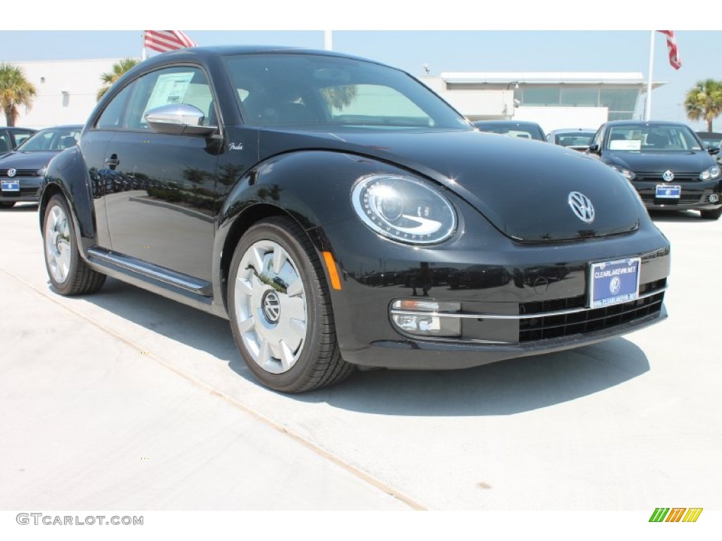 Deep Black Pearl Metallic Volkswagen Beetle