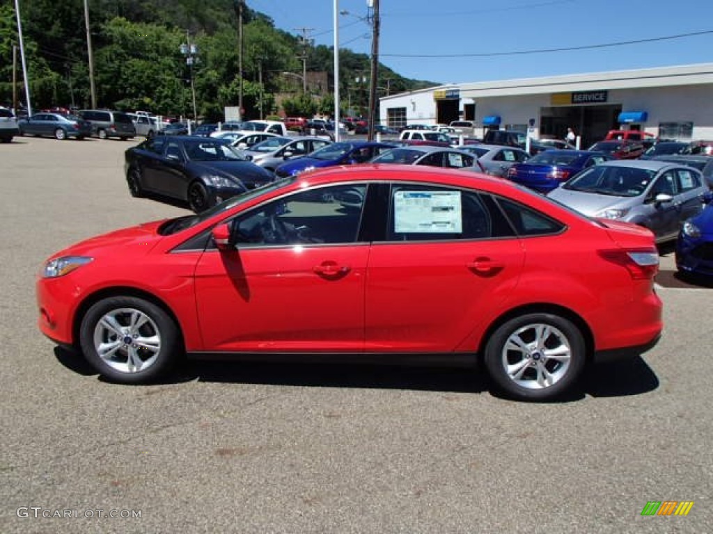 Race Red 2014 Ford Focus SE Sedan Exterior Photo #83854335