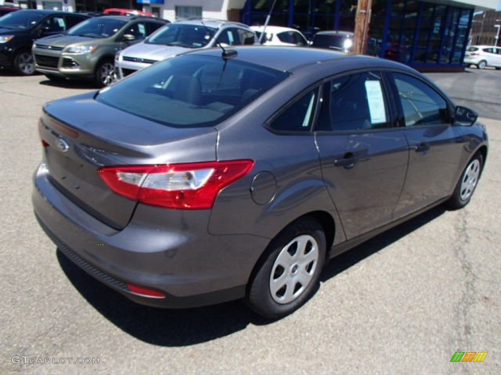 2014 Focus S Sedan - Sterling Gray / Charcoal Black photo #8