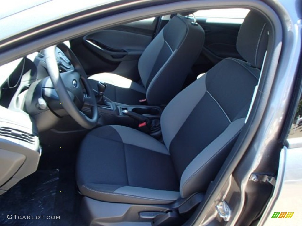 2014 Ford Focus S Sedan Front Seat Photo #83854866