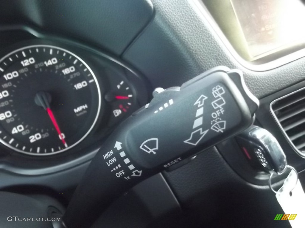 2011 Q5 2.0T quattro - Brilliant Black / Black photo #29