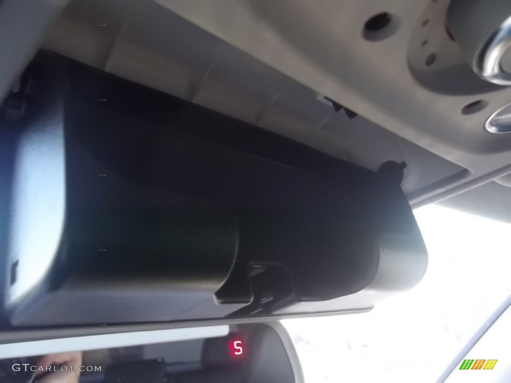 2011 Q5 2.0T quattro - Brilliant Black / Black photo #44