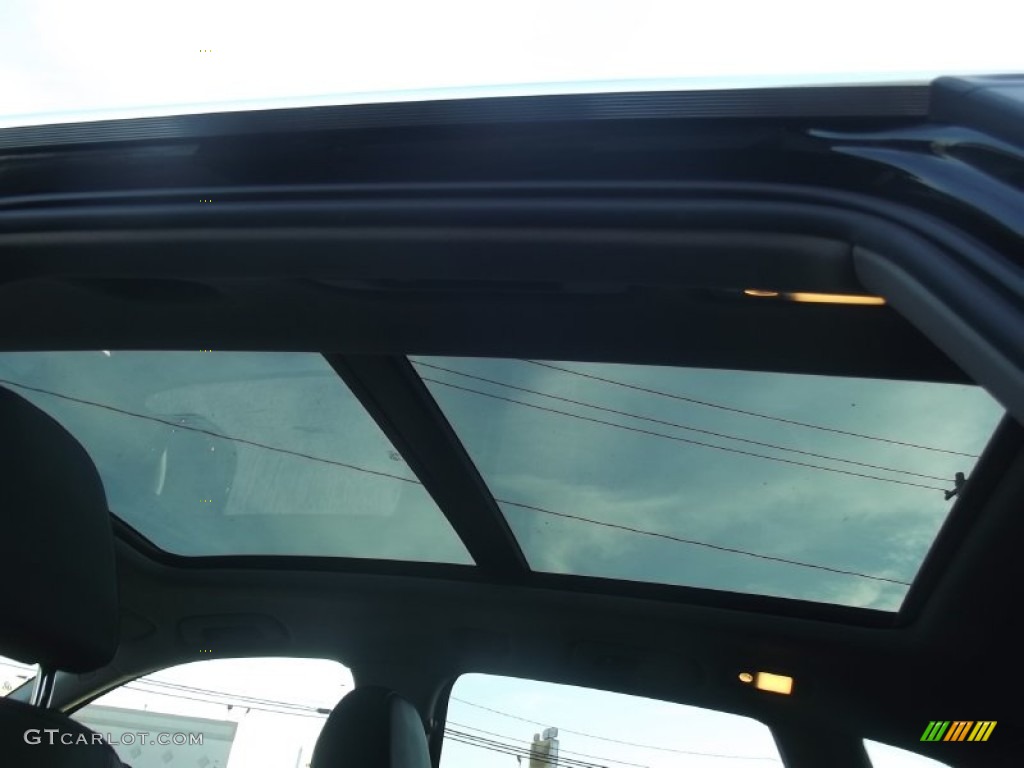 2011 Q5 2.0T quattro - Brilliant Black / Black photo #46