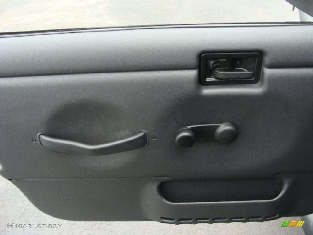 2004 Wrangler Sport 4x4 - Black / Dark Slate Gray photo #6