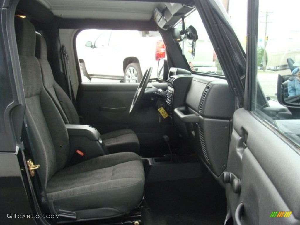 2004 Wrangler Sport 4x4 - Black / Dark Slate Gray photo #8