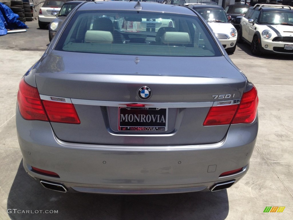 2010 7 Series 750i Sedan - Space Gray Metallic / Oyster/Black Nappa Leather photo #7