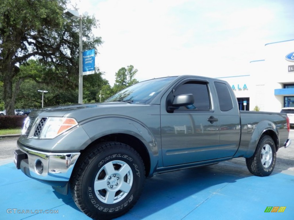 2005 Frontier SE King Cab - Storm Gray Metallic / Desert photo #1