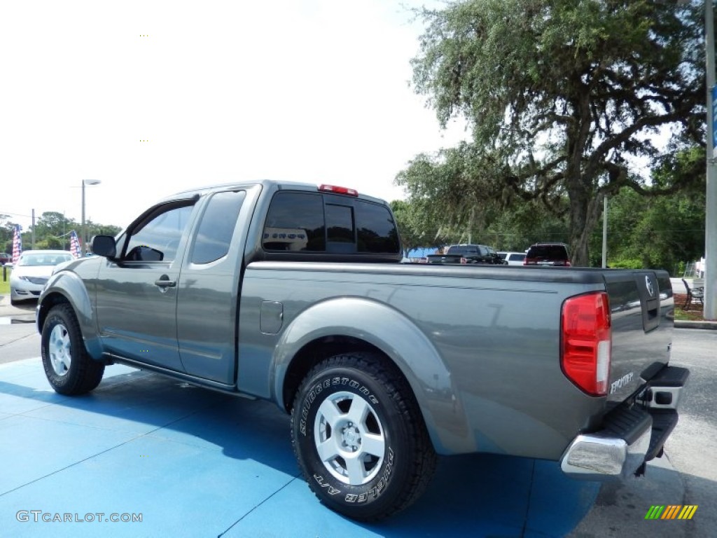 2005 Frontier SE King Cab - Storm Gray Metallic / Desert photo #3