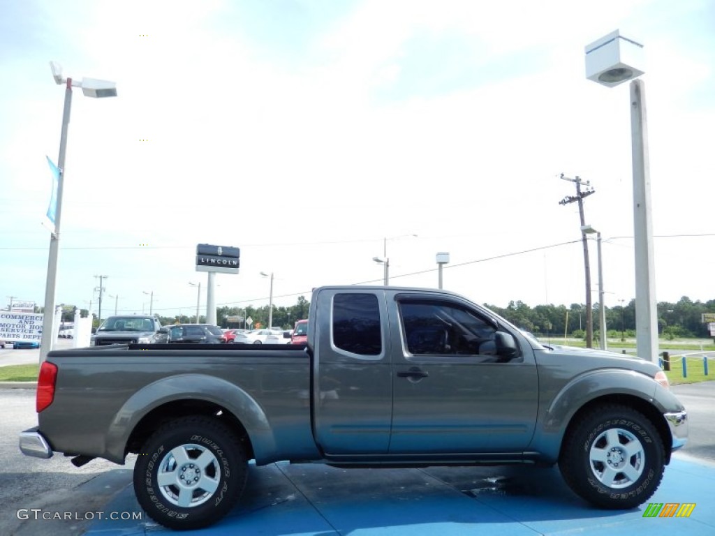 2005 Frontier SE King Cab - Storm Gray Metallic / Desert photo #7