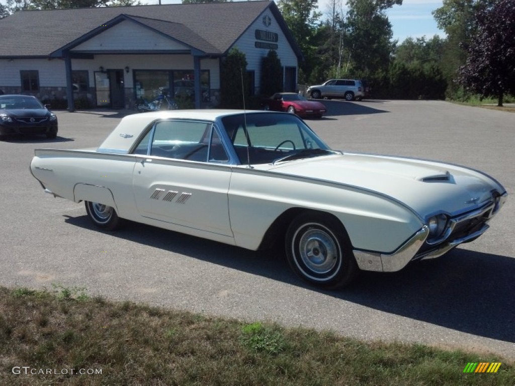 Corinthian White 1963 Ford Thunderbird Hardtop Exterior Photo #83861217