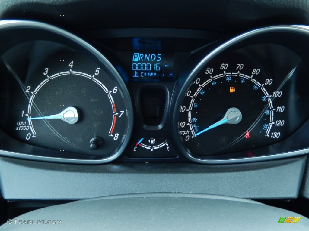 2014 Ford Fiesta SE Sedan Gauges Photo #83861766