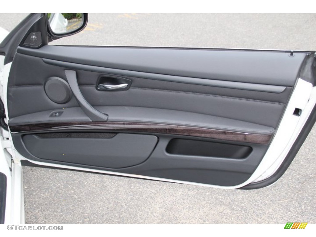 2013 3 Series 335i Convertible - Mineral White Metallic / Black photo #22