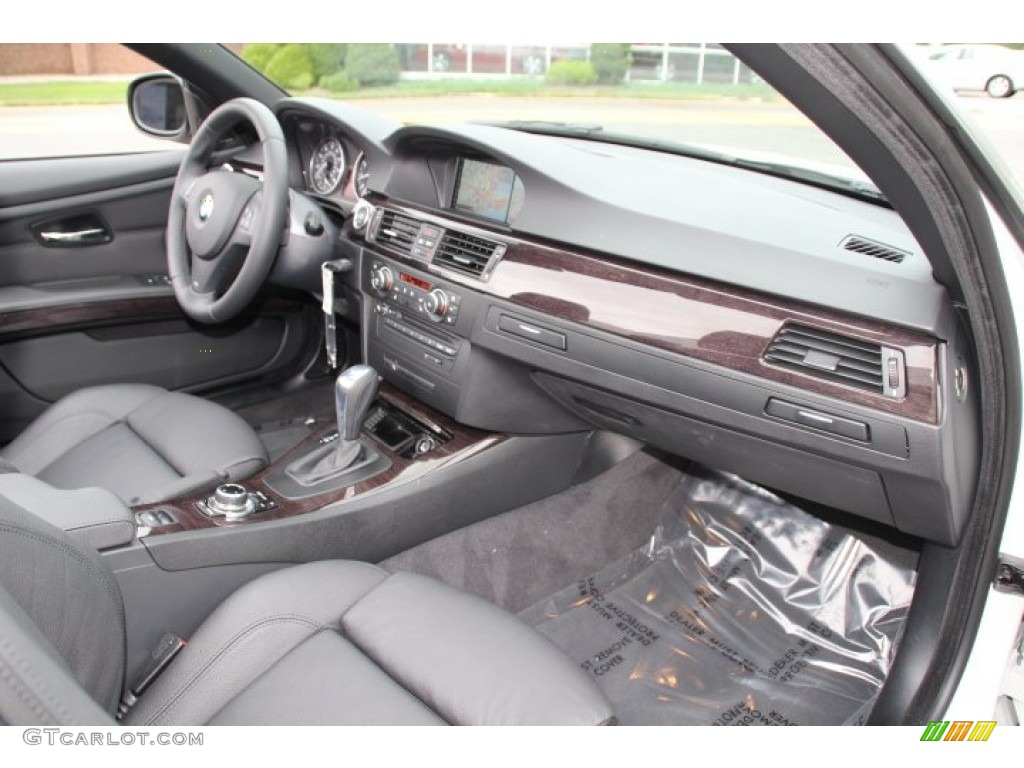 2013 3 Series 335i Convertible - Mineral White Metallic / Black photo #24
