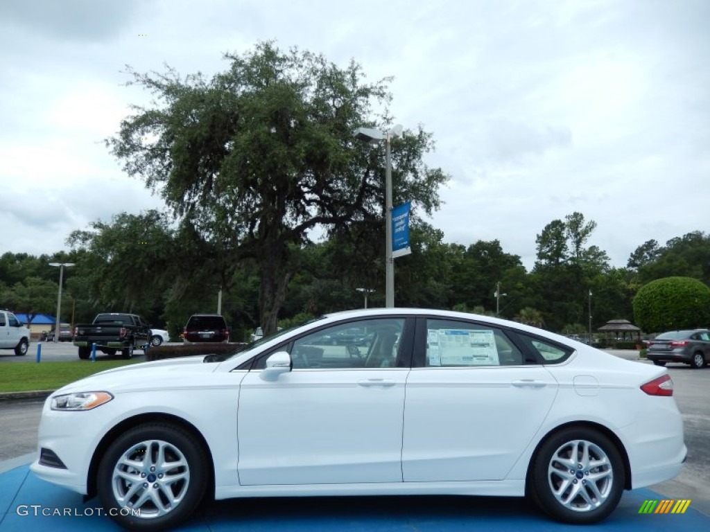 2013 Fusion SE 1.6 EcoBoost - Oxford White / Dune photo #2