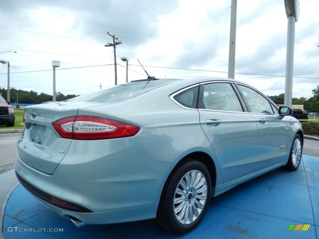 2013 Fusion Energi SE - Ice Storm Metallic / Dune photo #3