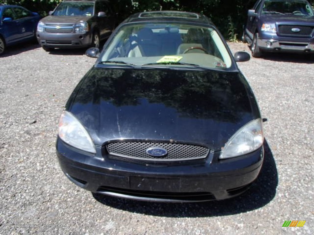 2004 Taurus SEL Sedan - Black / Medium Parchment photo #3