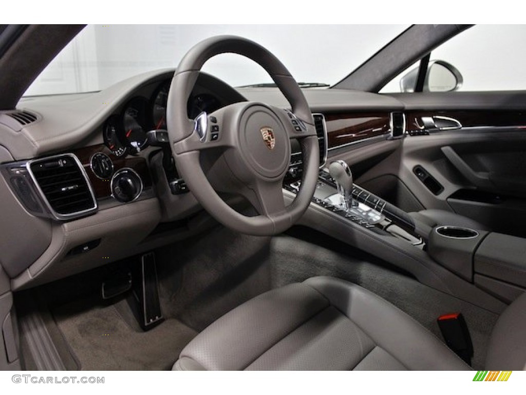 2010 Porsche Panamera Turbo Platinum Grey Dashboard Photo #83863547