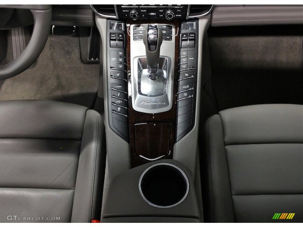 2010 Porsche Panamera Turbo Controls Photo #83863704