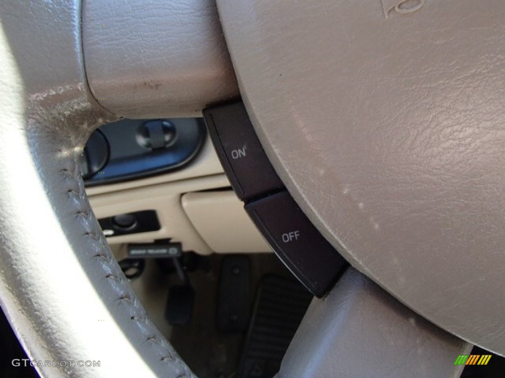 2004 Taurus SEL Sedan - Black / Medium Parchment photo #21