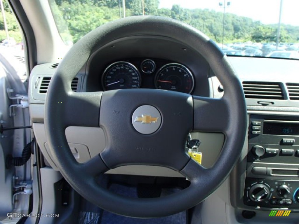 2005 Cobalt Sedan - Ultra Silver Metallic / Gray photo #21