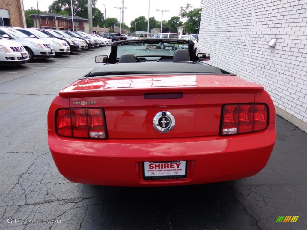 2007 Mustang V6 Premium Convertible - Torch Red / Dark Charcoal photo #4