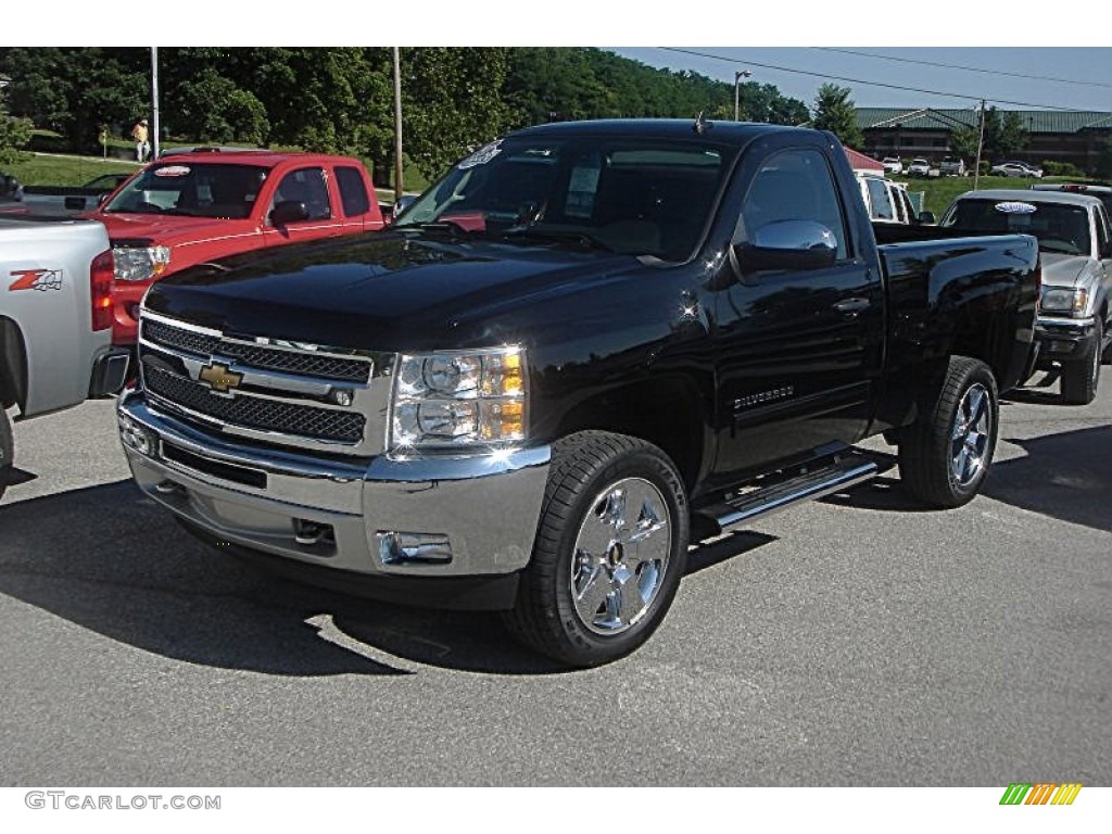 2011 Silverado 1500 LT Regular Cab 4x4 - Black / Ebony photo #1