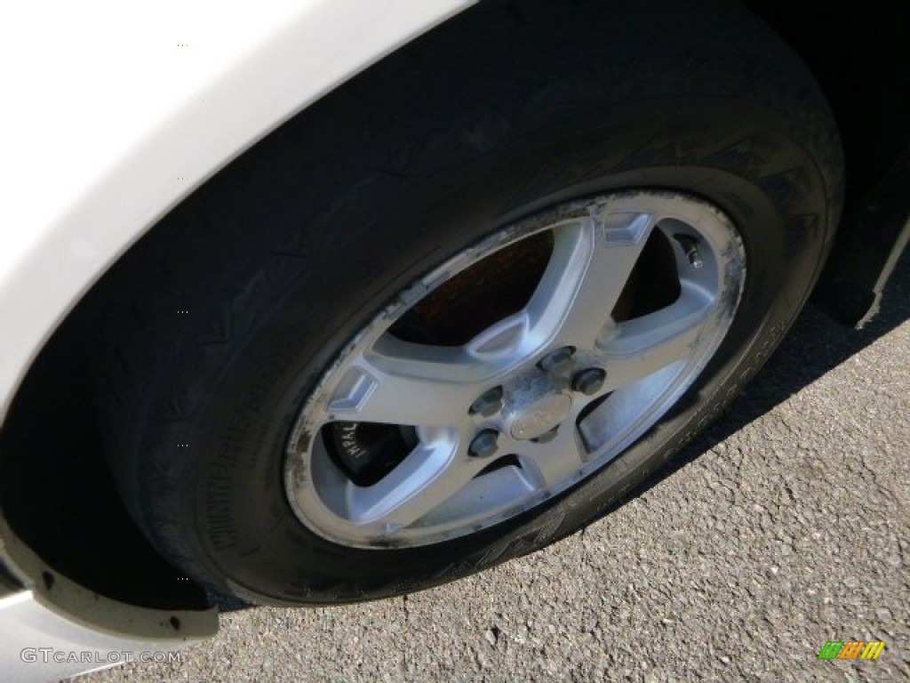 2002 Impala  - White / Neutral photo #7