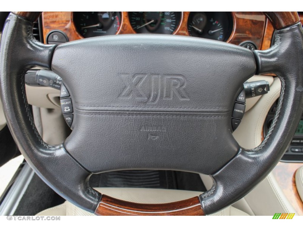 2003 Jaguar XJ XJR Steering Wheel Photos