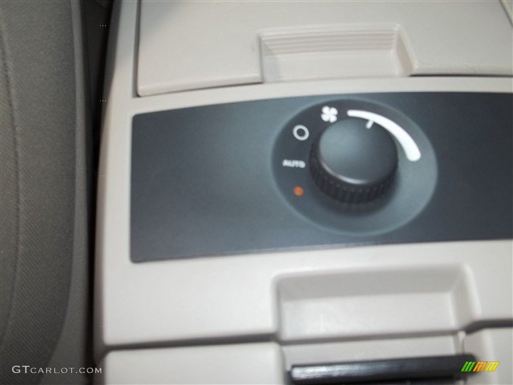2007 Pacifica Touring - Cognac Crystal Pearl / Dark Khaki/Light Graystone photo #26