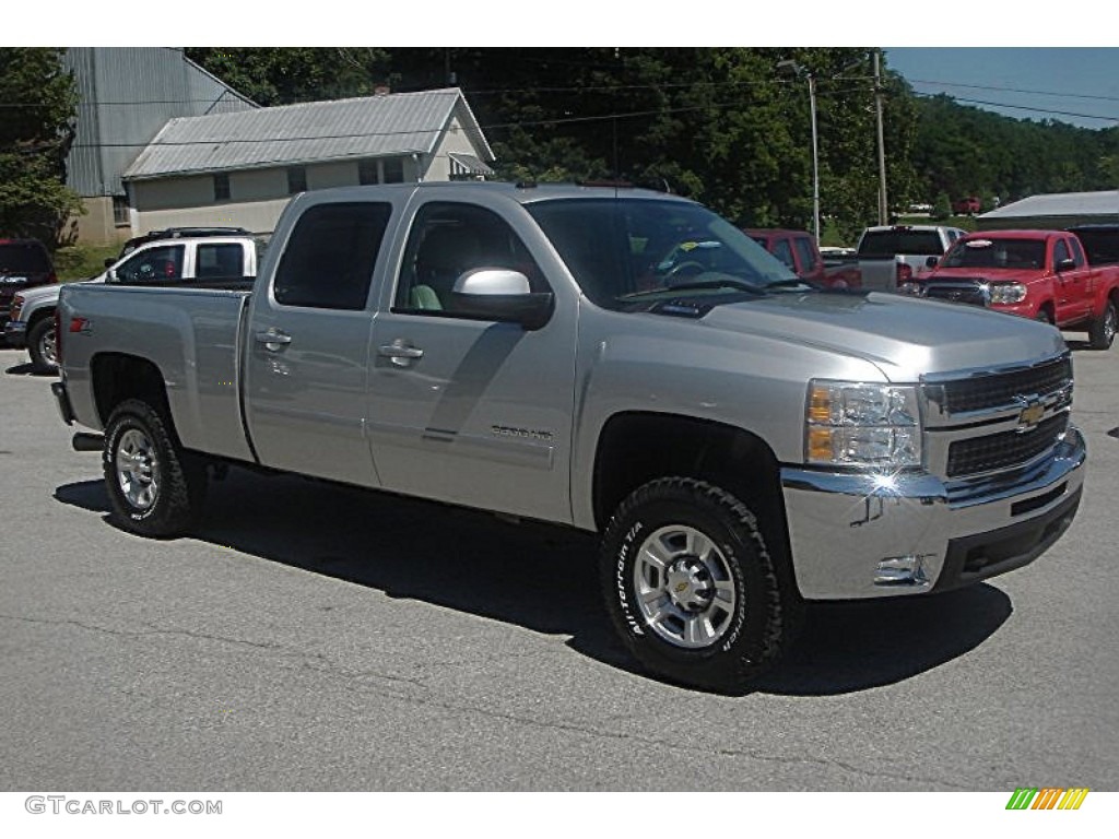 Sheer Silver Metallic Chevrolet Silverado 2500HD